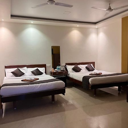 Castle 360 Residency Hotel Pondicherry Exterior foto